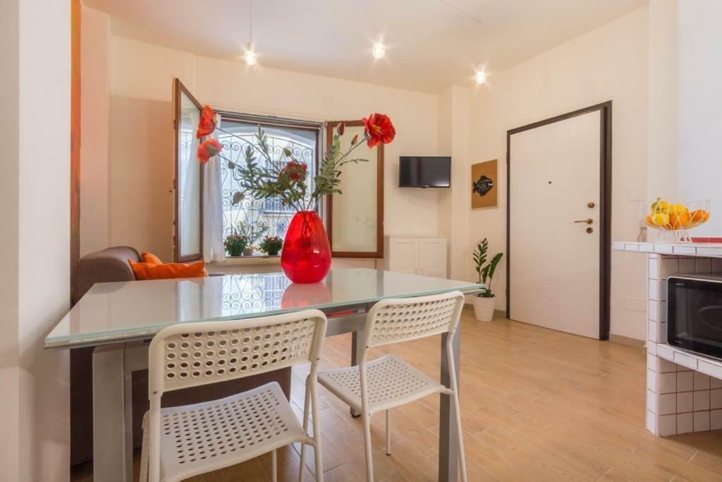 Karakaralis Lägenhet Cagliari Exteriör bild